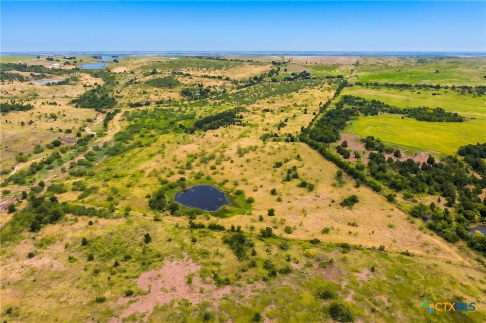 1854 County Road 104 Buckholts, TX 76518