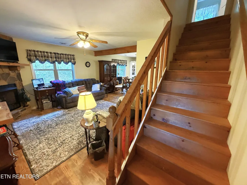 199 Pear Tree Way Del Rio, TN 37727