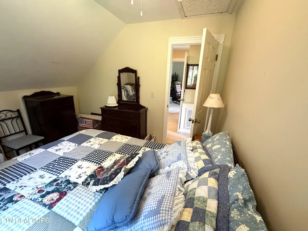 199 Pear Tree Way Del Rio, TN 37727