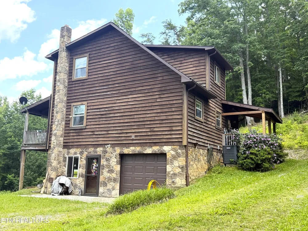 199 Pear Tree Way Del Rio, TN 37727