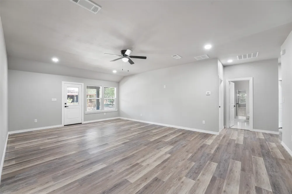 134 Sierra Madre Street Payne Springs, TX 75156