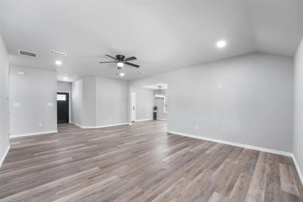134 Sierra Madre Street Payne Springs, TX 75156