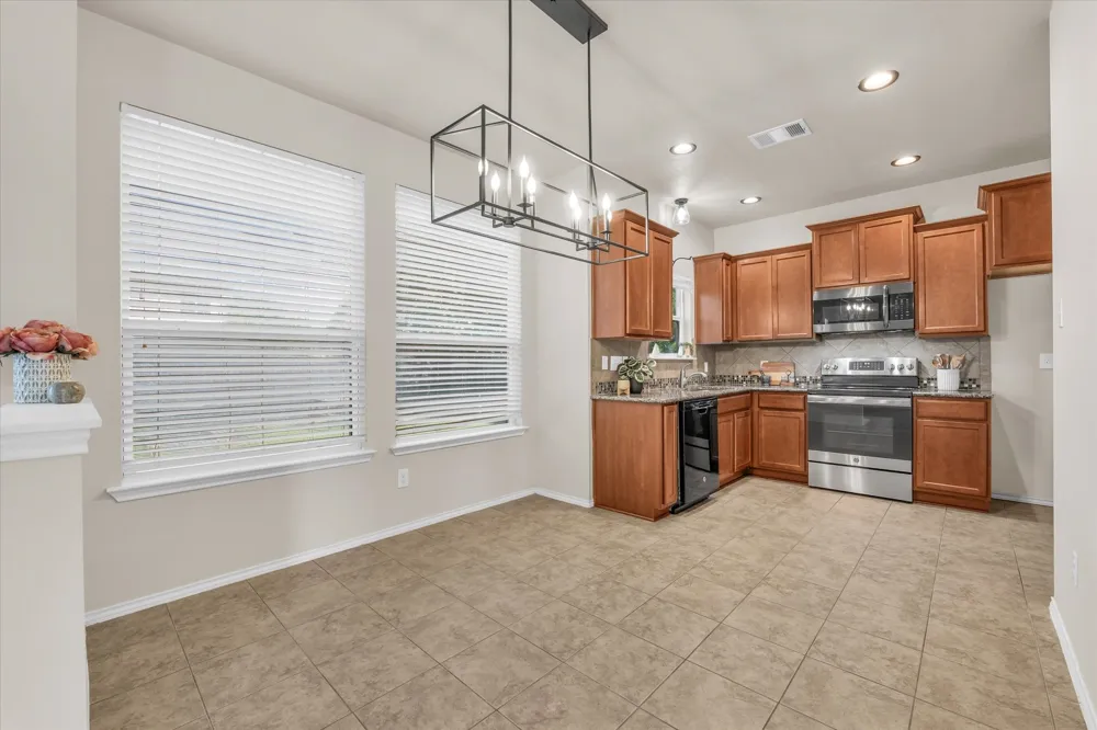 6505 Burling Street Waco, TX 76712