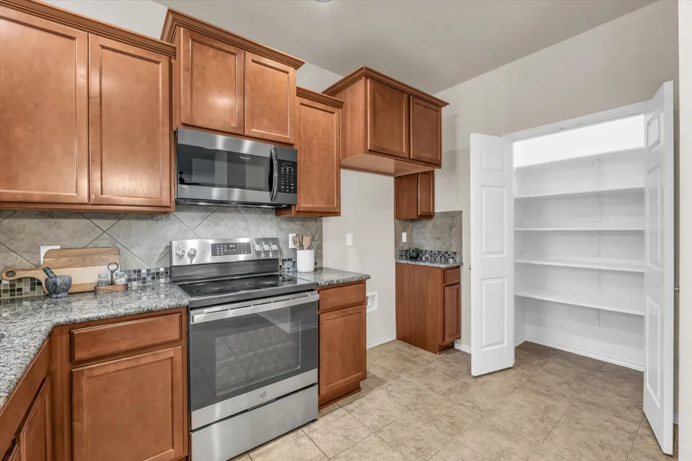 6505 Burling Street Waco, TX 76712