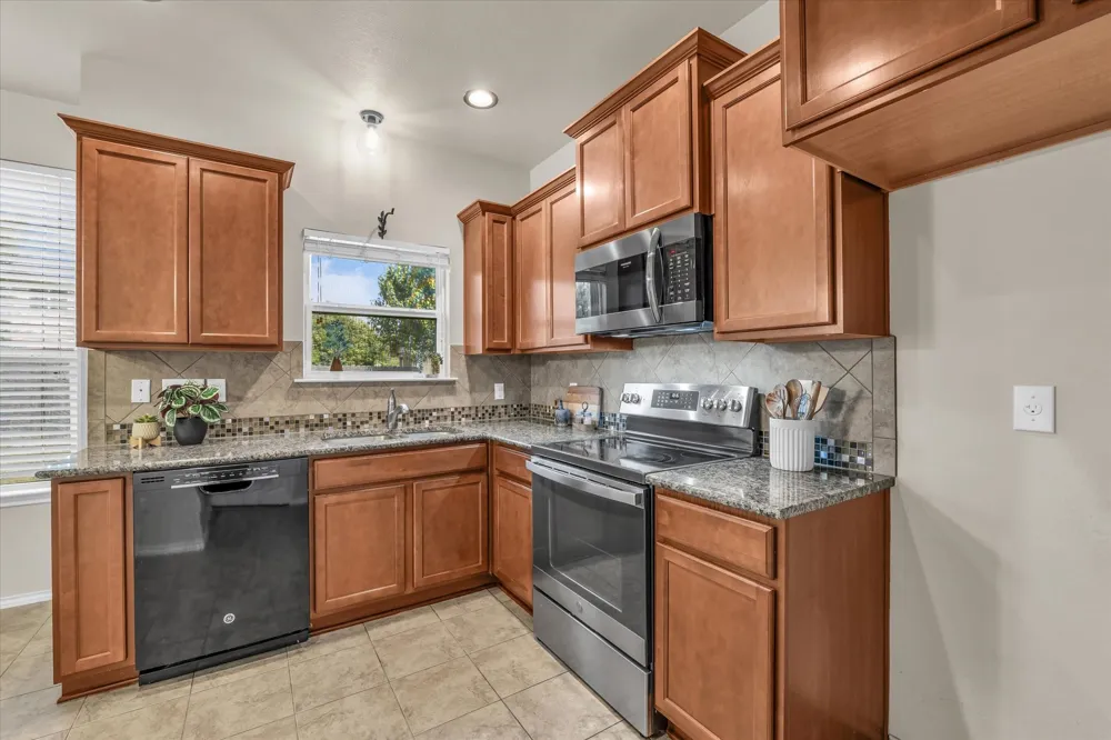 6505 Burling Street Waco, TX 76712