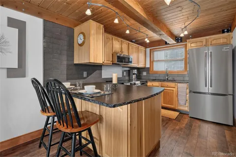 136 E Meadow Mile #19-5