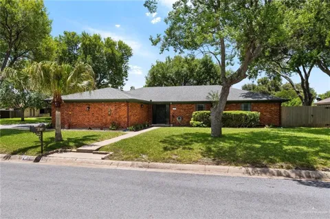 1614 Walnut Court