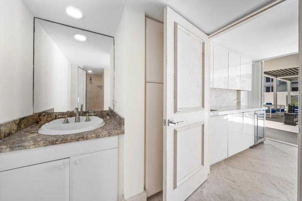 3211 S Ocean Boulevard #903 Highland Beach, FL 33487