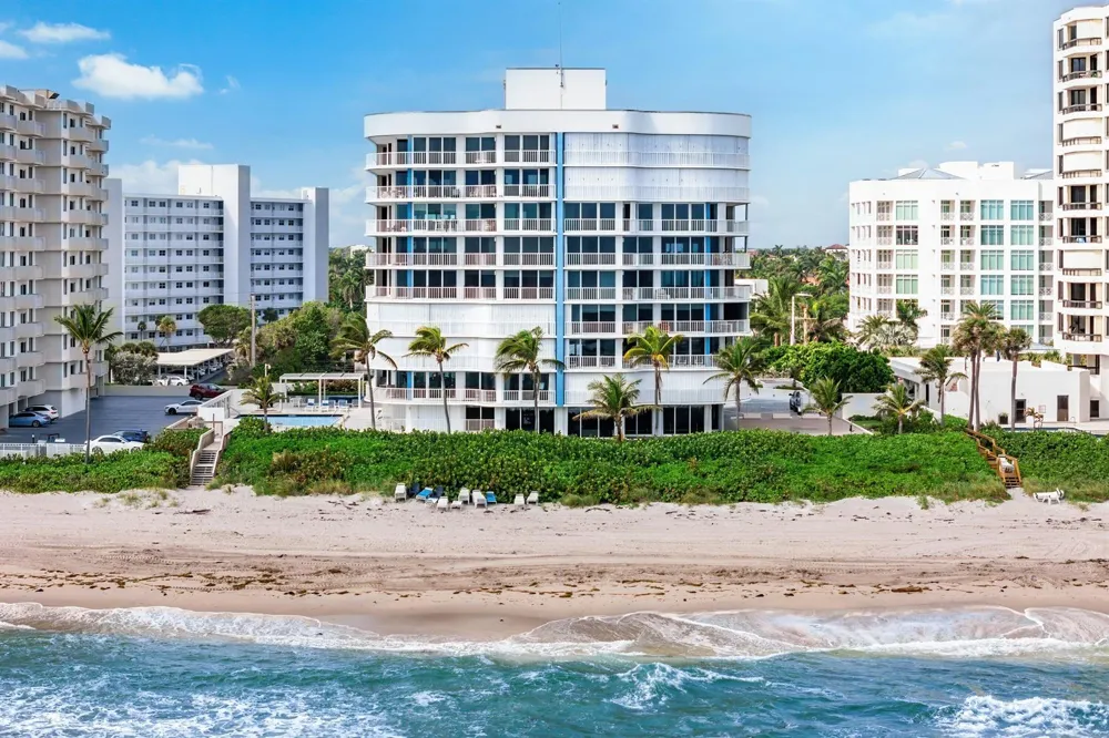 3211 S Ocean Boulevard #903 Highland Beach, FL 33487