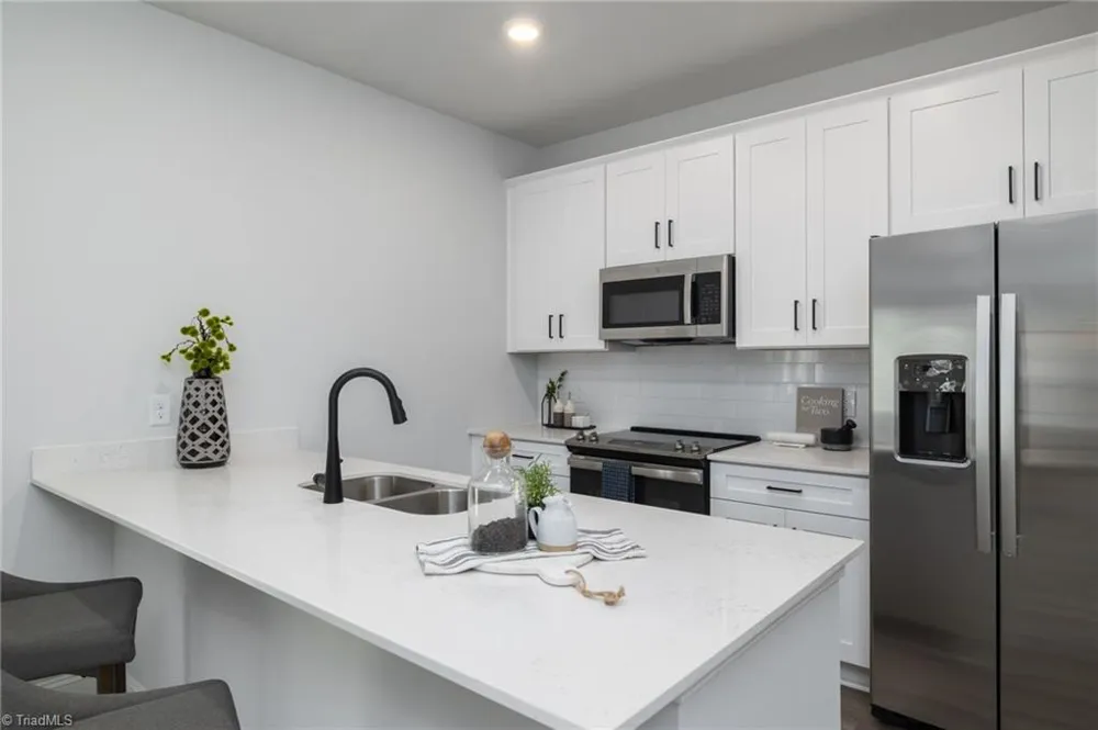 1262 Solomon Drive #Dogwood Kernersville, NC 27284