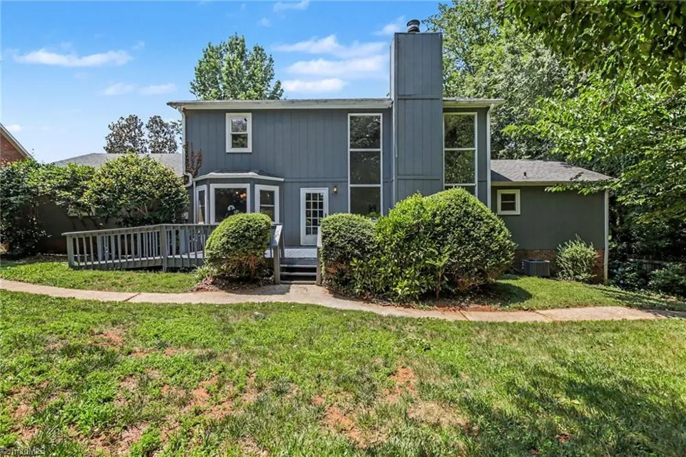 8805 Willowmede Drive Lewisville, NC 27023