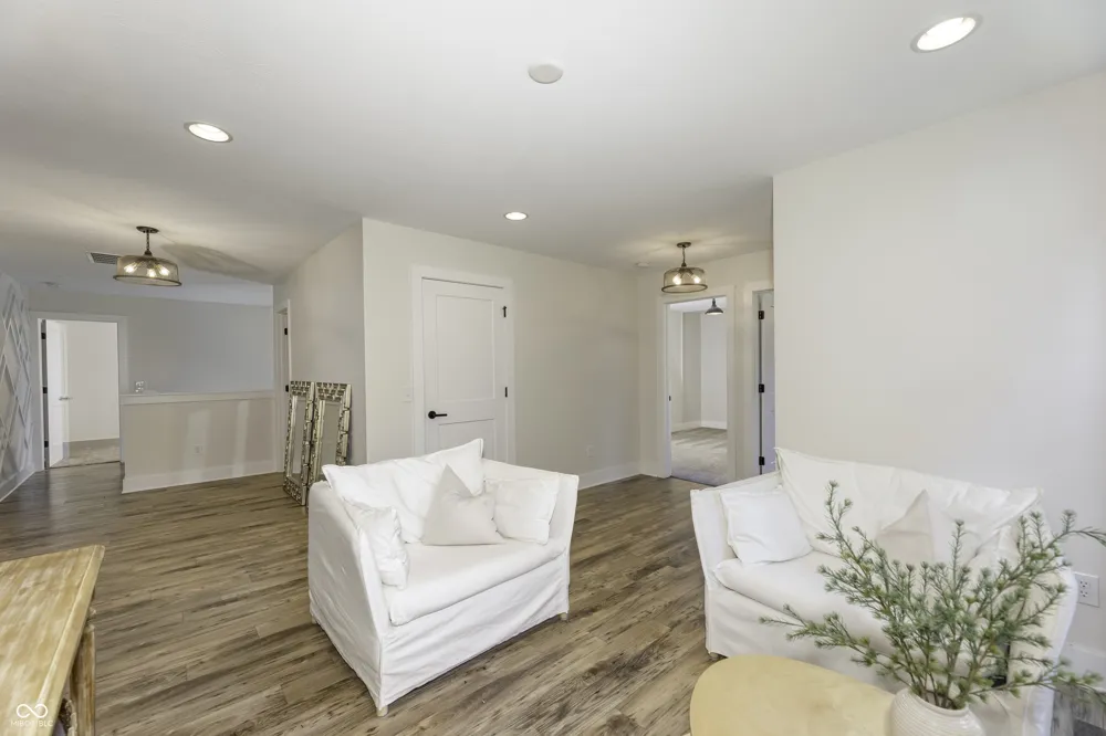 105 Thomas Point Drive Fortville, IN 46040