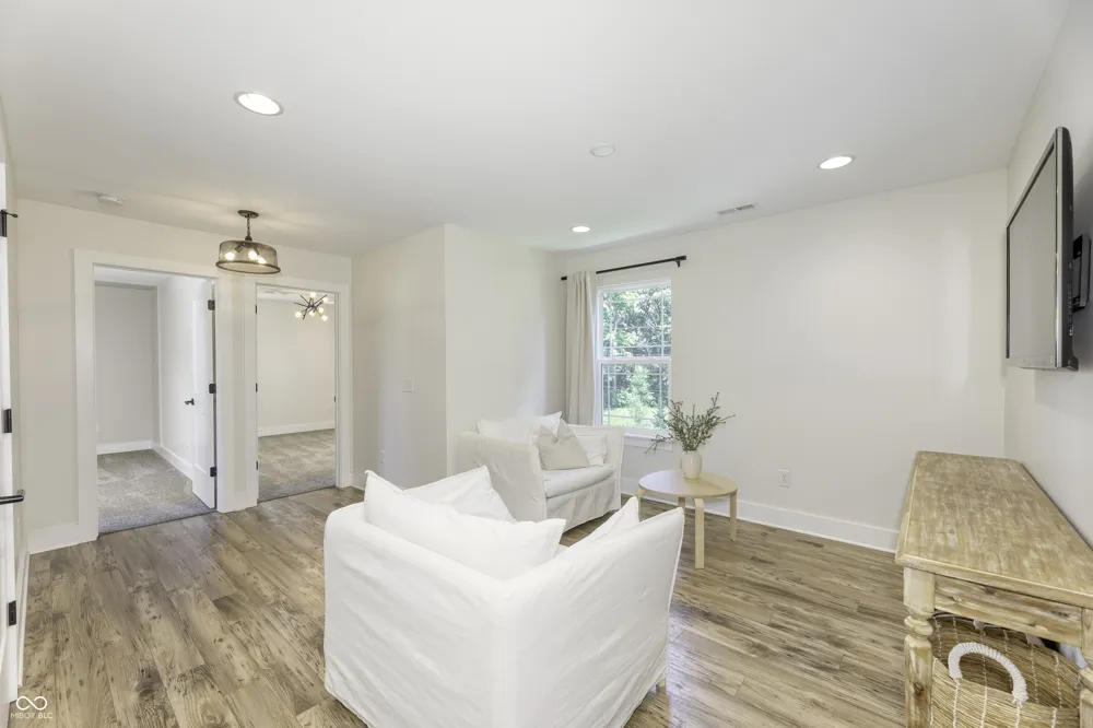 105 Thomas Point Drive Fortville, IN 46040