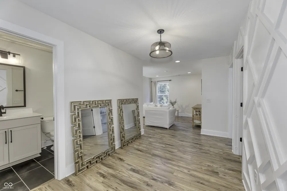 105 Thomas Point Drive Fortville, IN 46040