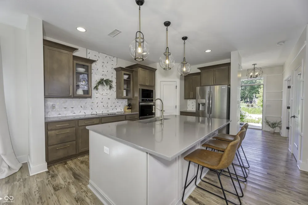 105 Thomas Point Drive Fortville, IN 46040