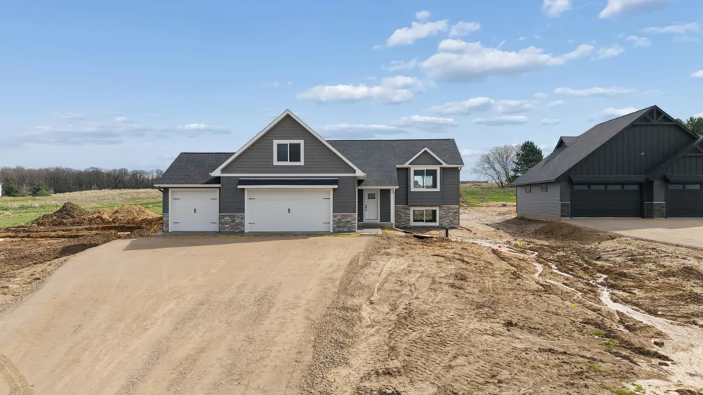 222 Eagle Ridge Drive Roberts, WI 54023