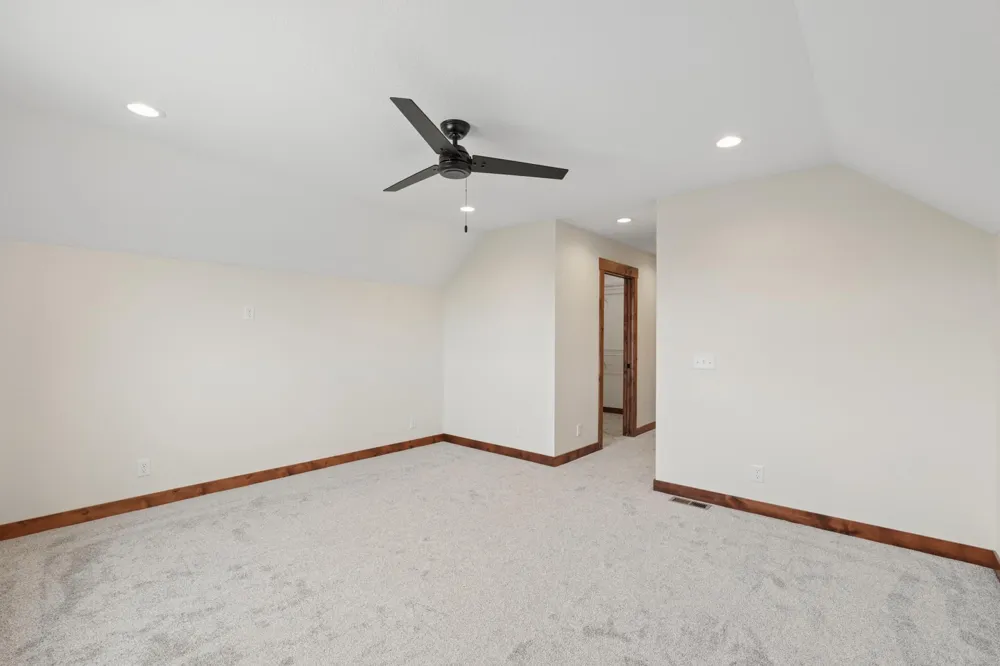 222 Eagle Ridge Drive Roberts, WI 54023