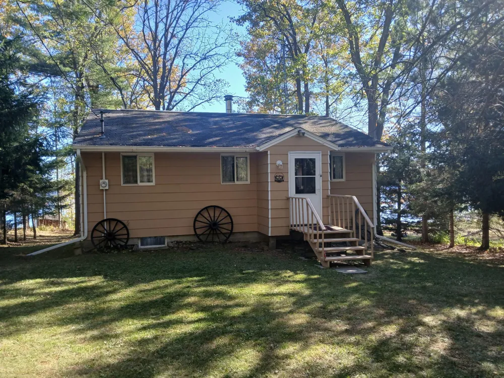 2047 Clover Lane NE Longville, MN 56655