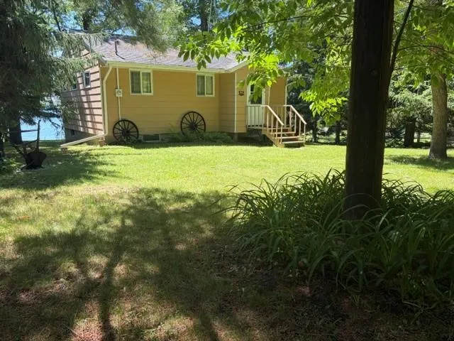 2047 Clover Lane NE Longville, MN 56655