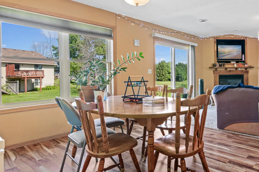 937 Anika Court Ellsworth, WI 54011