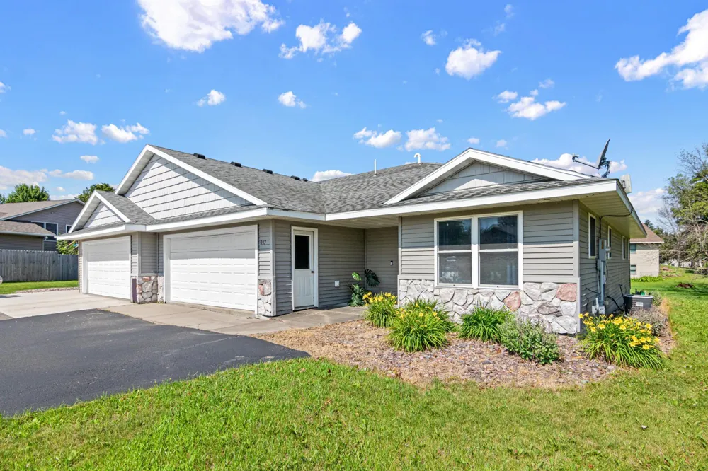937 Anika Court Ellsworth, WI 54011