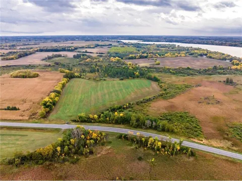 22280 County 1
