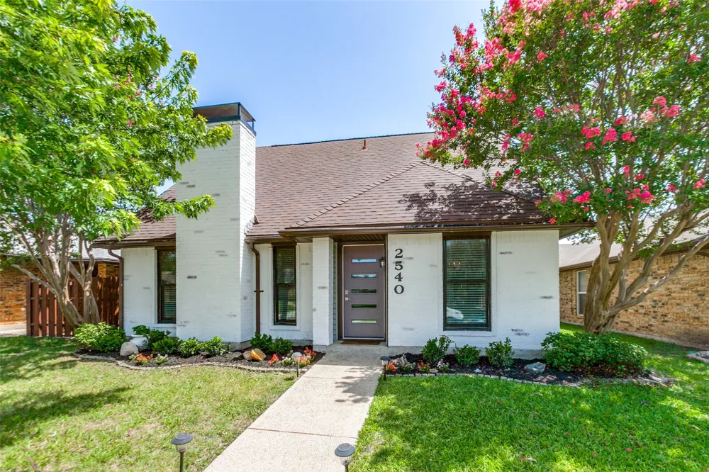 2540 Sunscape Lane Dallas, TX 75287