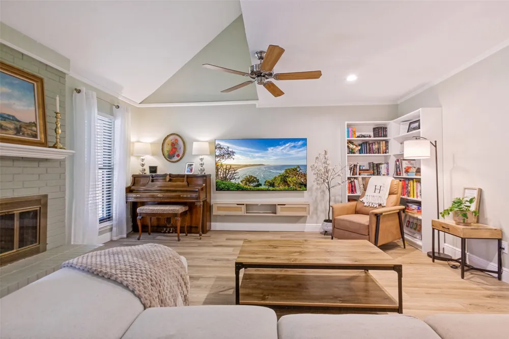 2540 Sunscape Lane Dallas, TX 75287