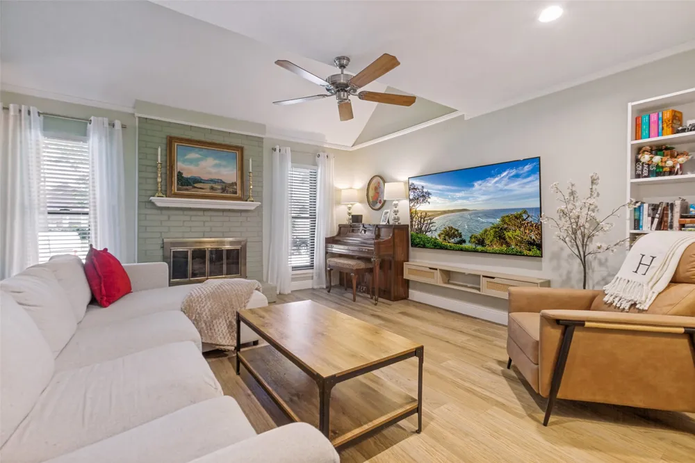 2540 Sunscape Lane Dallas, TX 75287