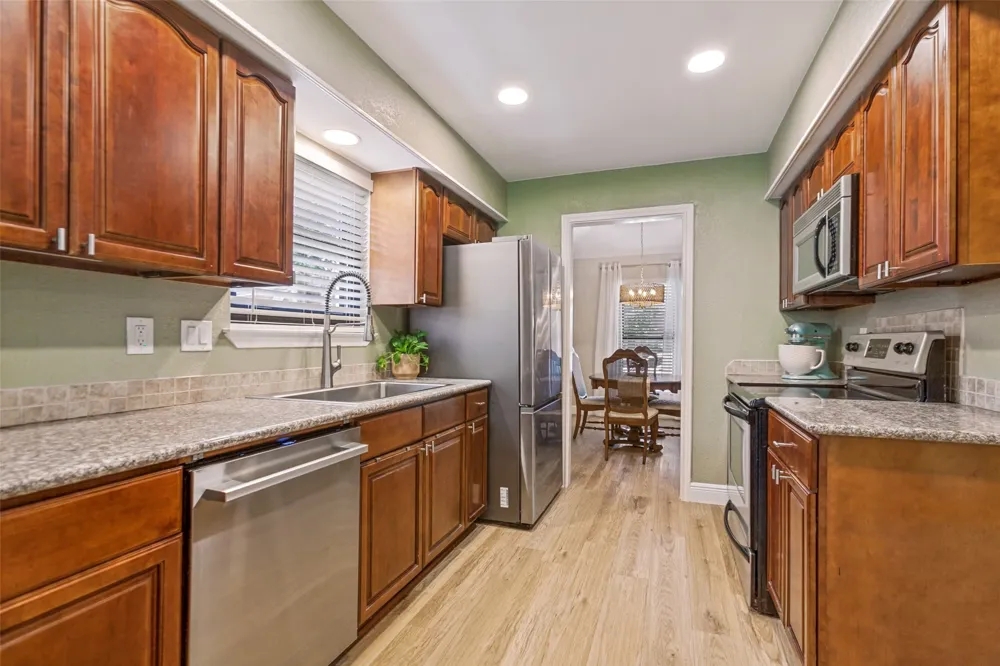 2540 Sunscape Lane Dallas, TX 75287