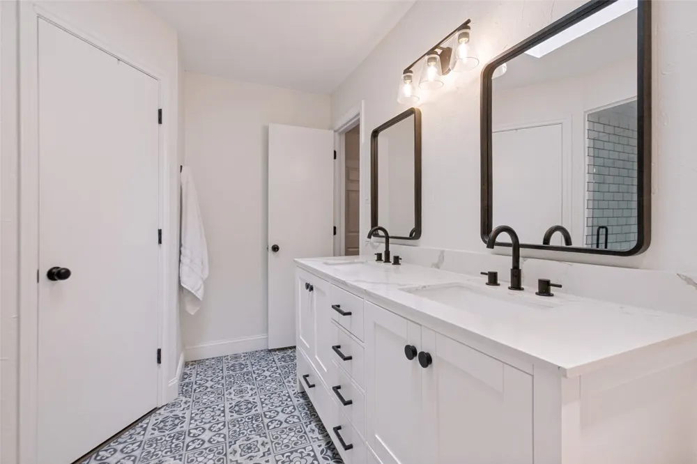 2540 Sunscape Lane Dallas, TX 75287