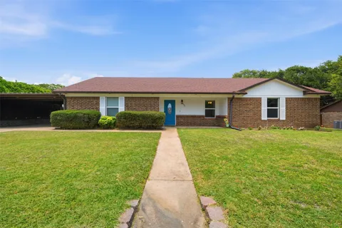 308 Oakwood Lane