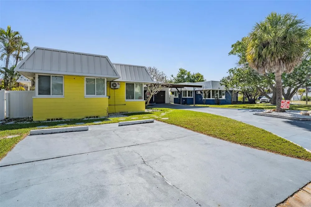 14060 MIRAMAR AVENUE St Petersburg, FL 33708
