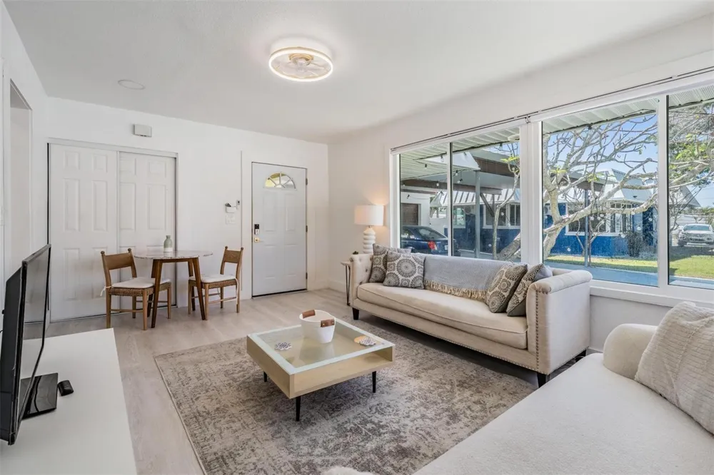 14060 MIRAMAR AVENUE St Petersburg, FL 33708