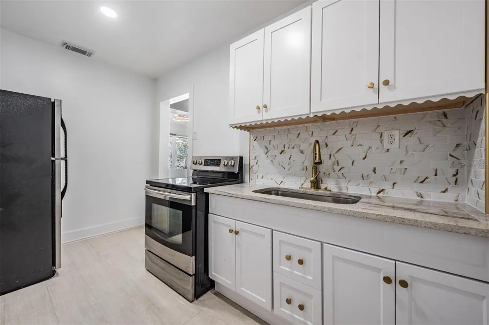 14060 MIRAMAR AVENUE St Petersburg, FL 33708