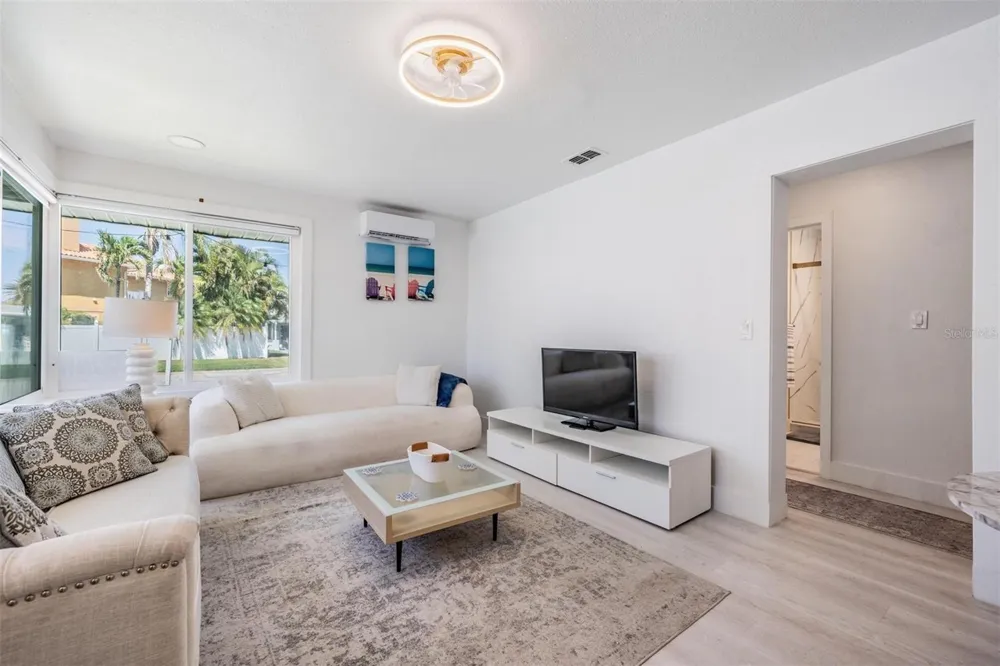 14060 MIRAMAR AVENUE St Petersburg, FL 33708