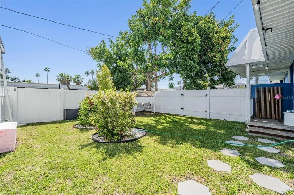 14060 MIRAMAR AVENUE St Petersburg, FL 33708