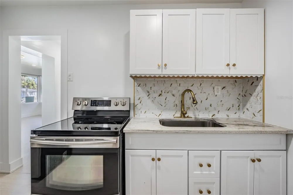 14060 MIRAMAR AVENUE St Petersburg, FL 33708