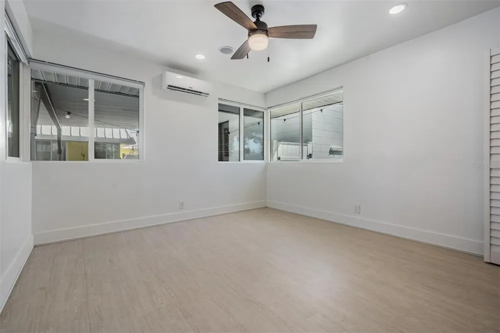 14060 MIRAMAR AVENUE St Petersburg, FL 33708