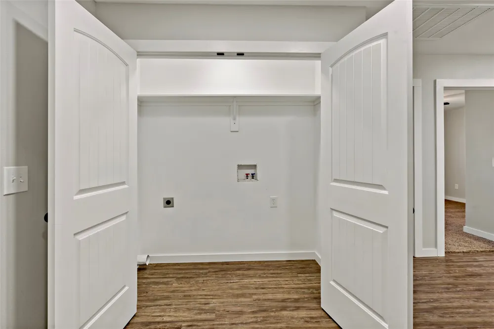 23 PR 43794 Paris, TX 75462