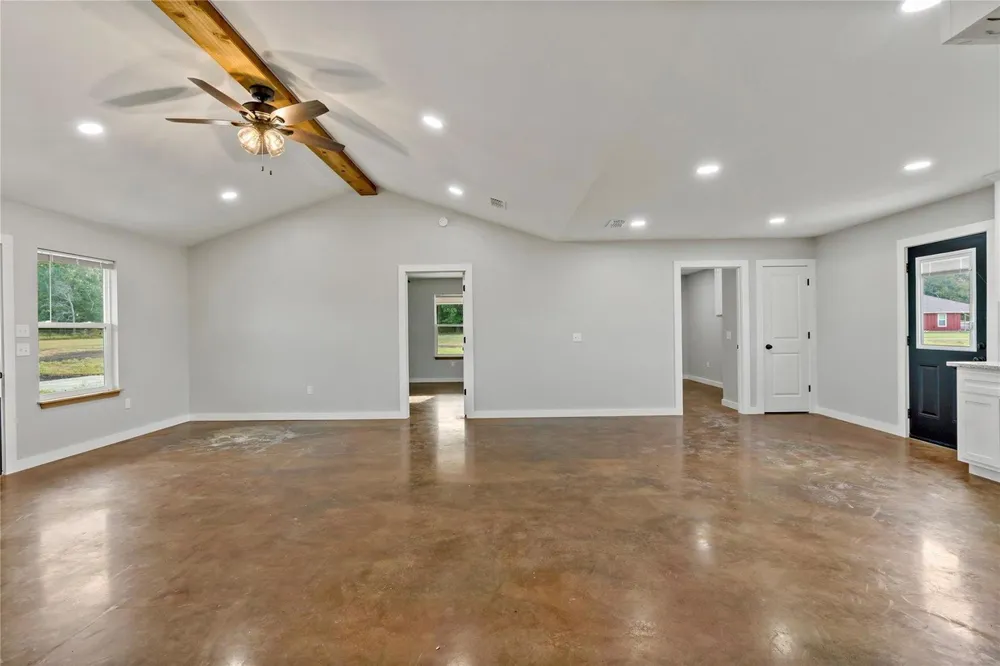 23 PR 43794 Paris, TX 75462