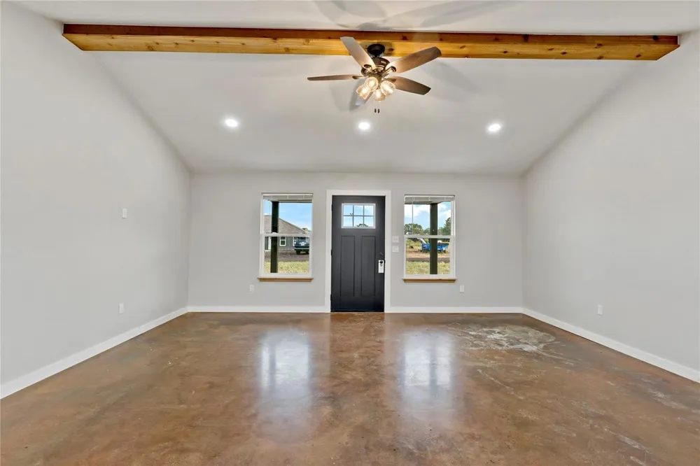 23 PR 43794 Paris, TX 75462