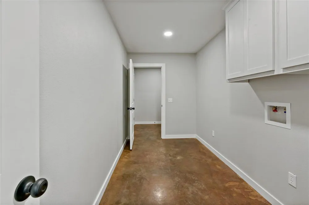 23 PR 43794 Paris, TX 75462