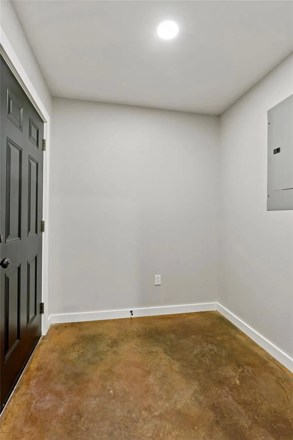 23 PR 43794 Paris, TX 75462