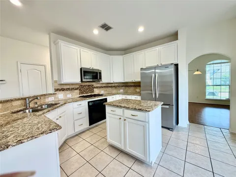 516 Hawken Drive
