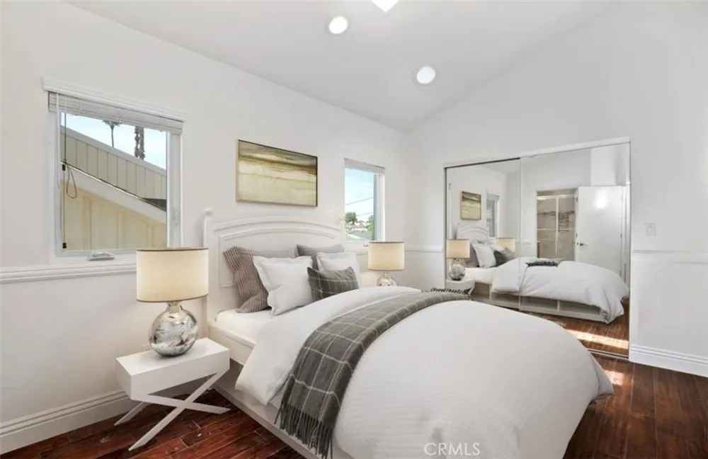 5954 Wilkinson Avenue Valley Village, CA 91607
