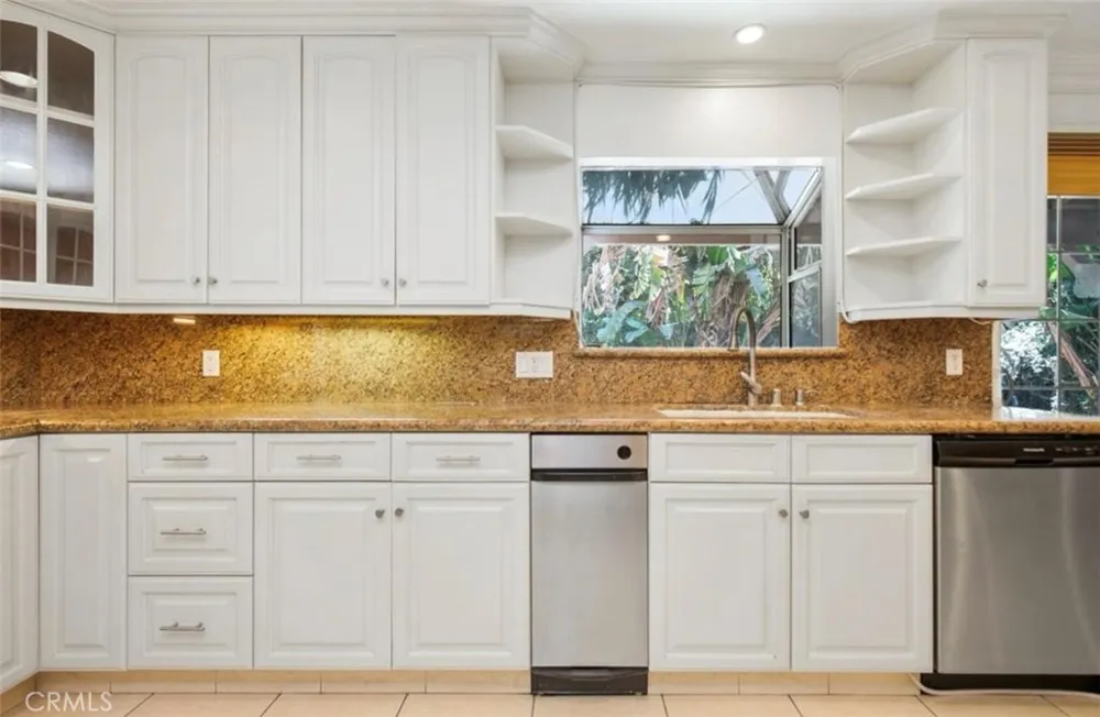 5954 Wilkinson Avenue Valley Village, CA 91607