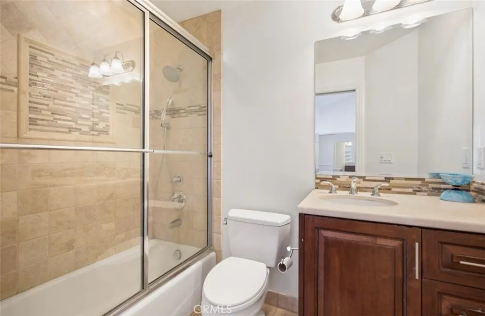 5954 Wilkinson Avenue Valley Village, CA 91607