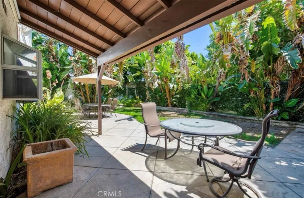 5954 Wilkinson Avenue Valley Village, CA 91607