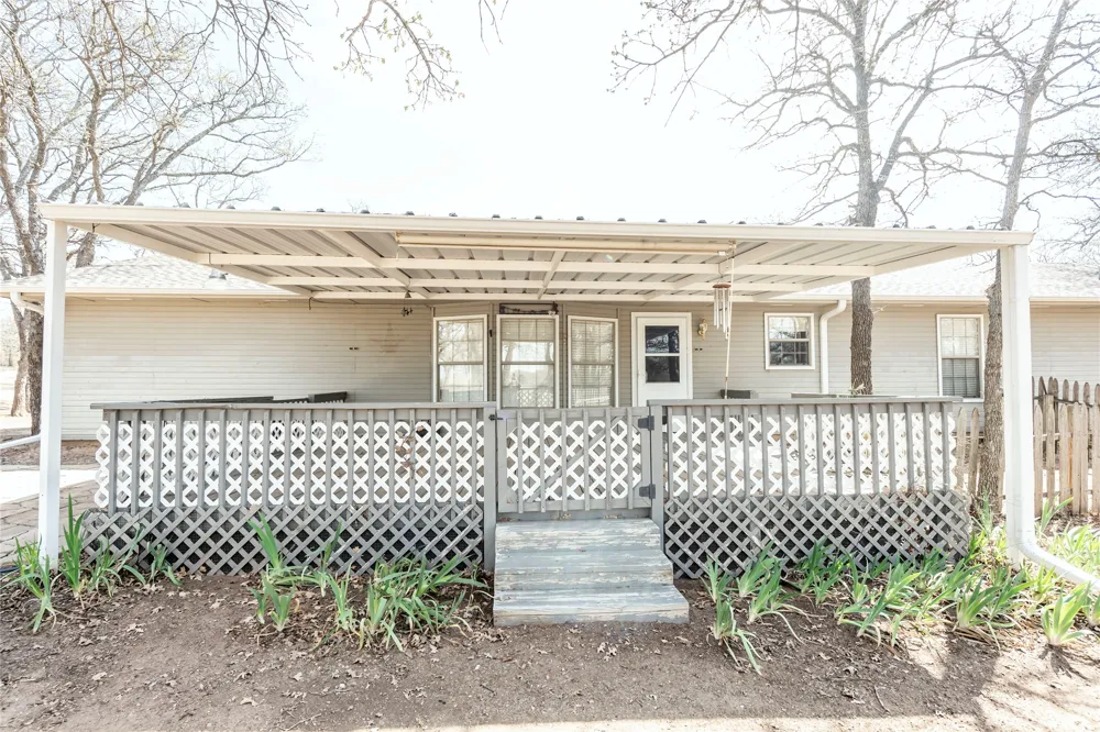 151 Country Club Drive Nocona, TX 76255
